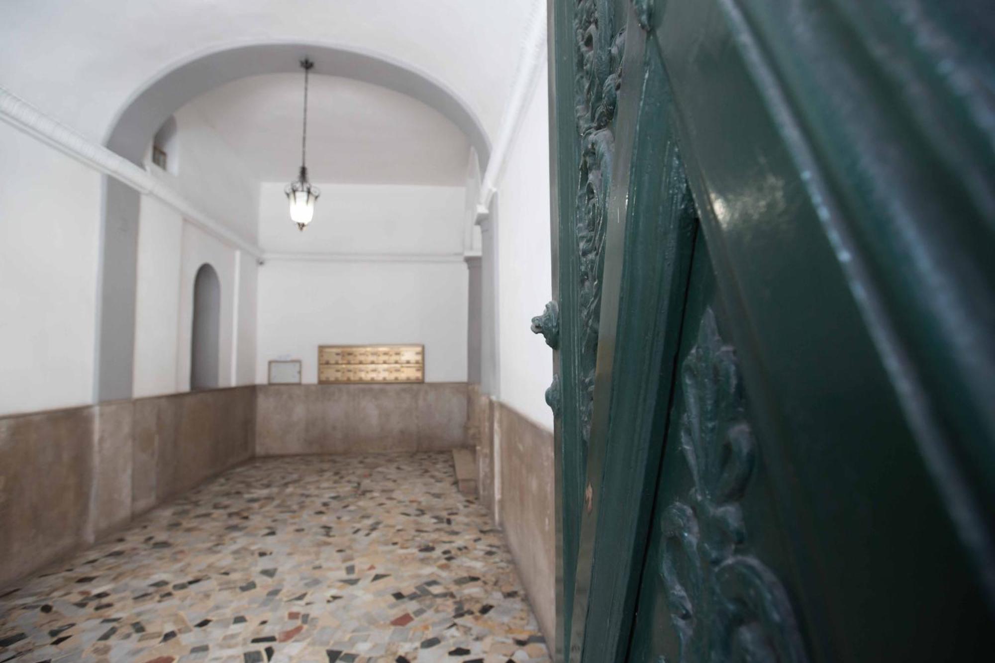 Domus Delia Luxury Apartment Naples Exterior photo